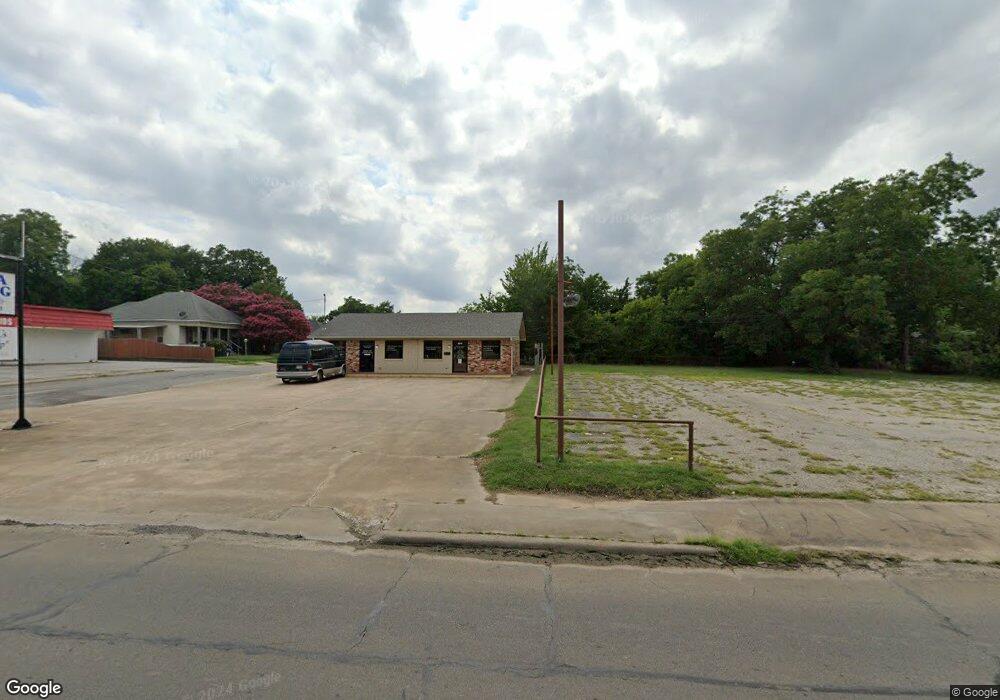 1029 S Austin Ave, Denison, TX 75020 - photo 1
