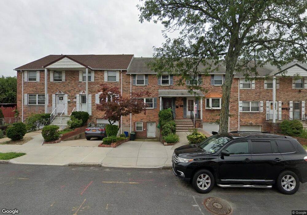 23950 65th Ave, Little Neck, NY 11362 - photo 1