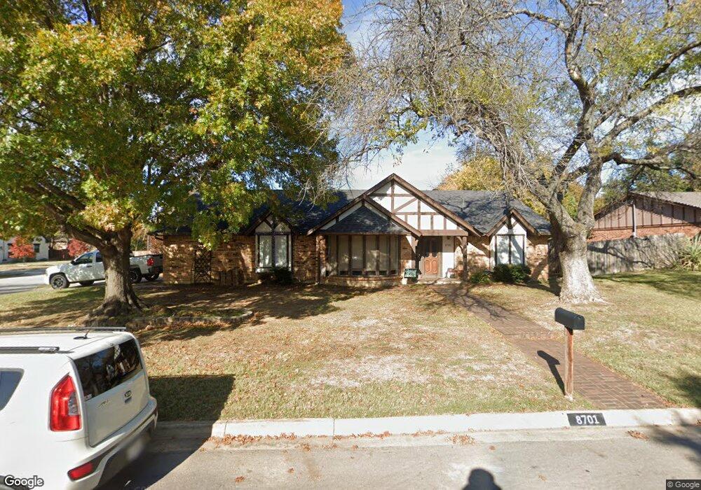 8701 Irongate Dr, North Richland Hills, TX 76182 - photo 1