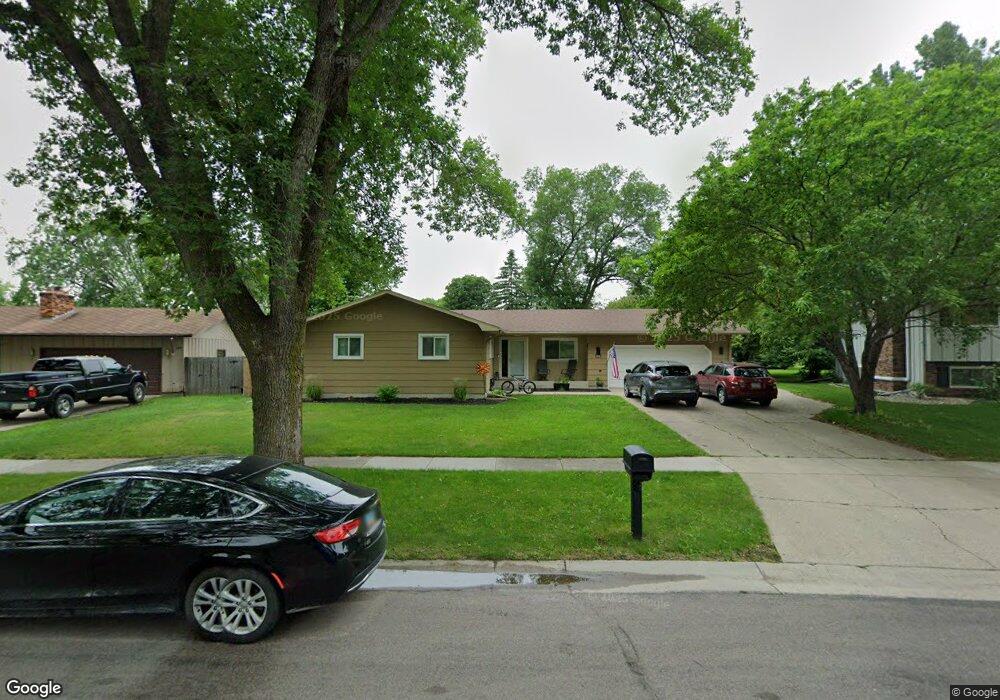 3226 Evergreen Rd N, Fargo, ND 58102 - photo 1