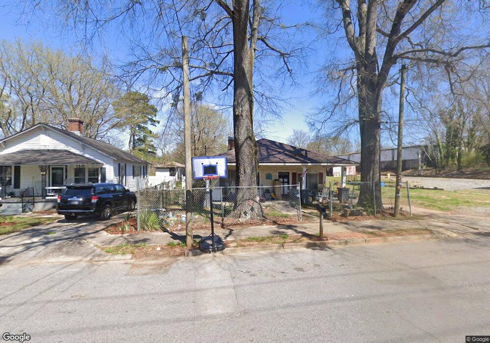 423 Thompson St, Cedartown, GA 30125 - photo 1