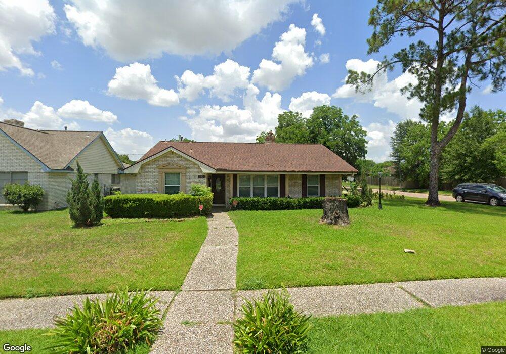 8331 Lettie St, Houston, TX 77075 - photo 1