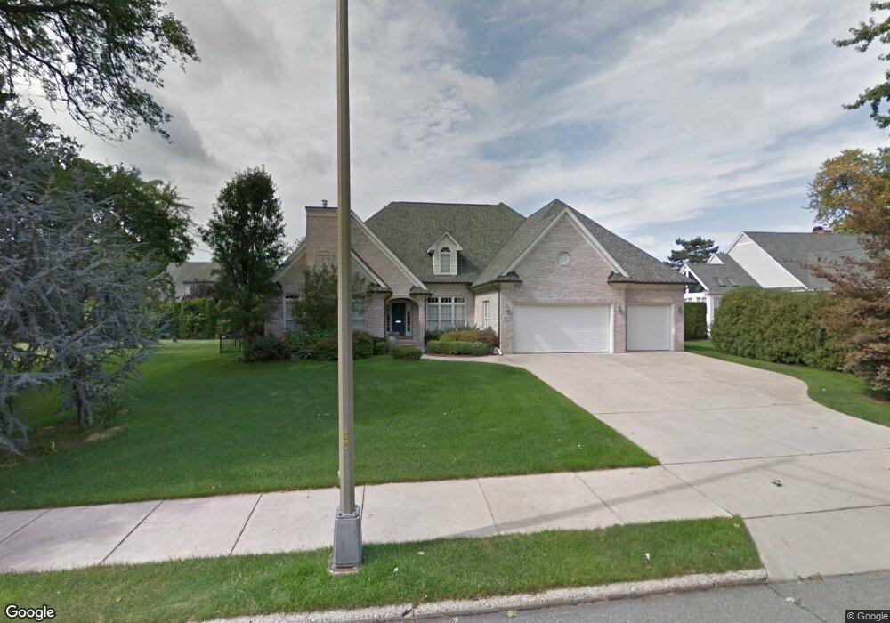 885 Bishop Rd, Grosse Pointe Park, MI 48230 - photo 1