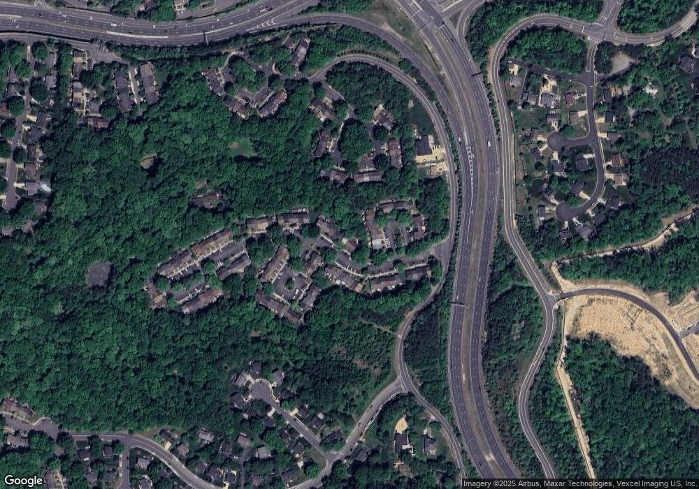 7936 Bethelen Woods Ln, Springfield, VA 22153 - photo 1