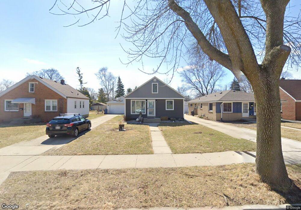 179 W Bolivar Ave, Milwaukee, WI 53207 - photo 1