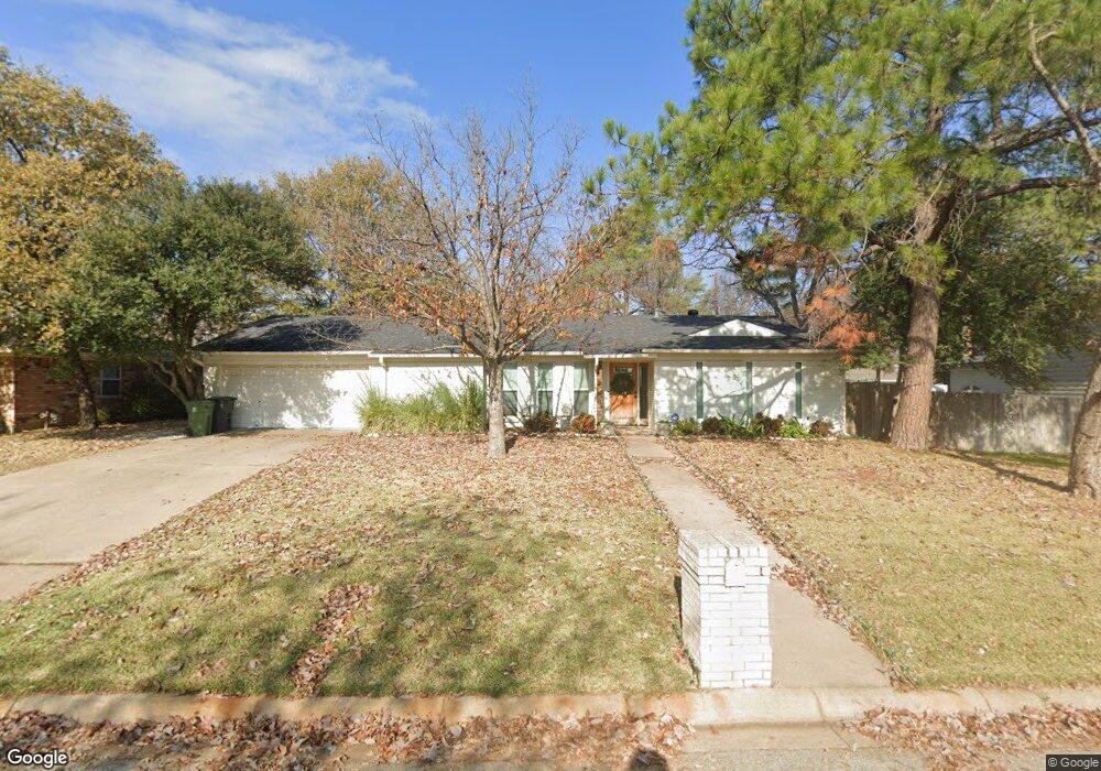 808 Overhill Dr, Hurst, TX 76053 - photo 1