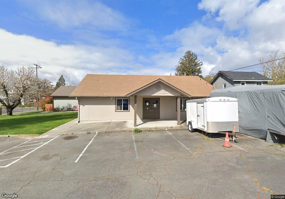 470 SW J St, Grants Pass, OR 97526 - photo 1