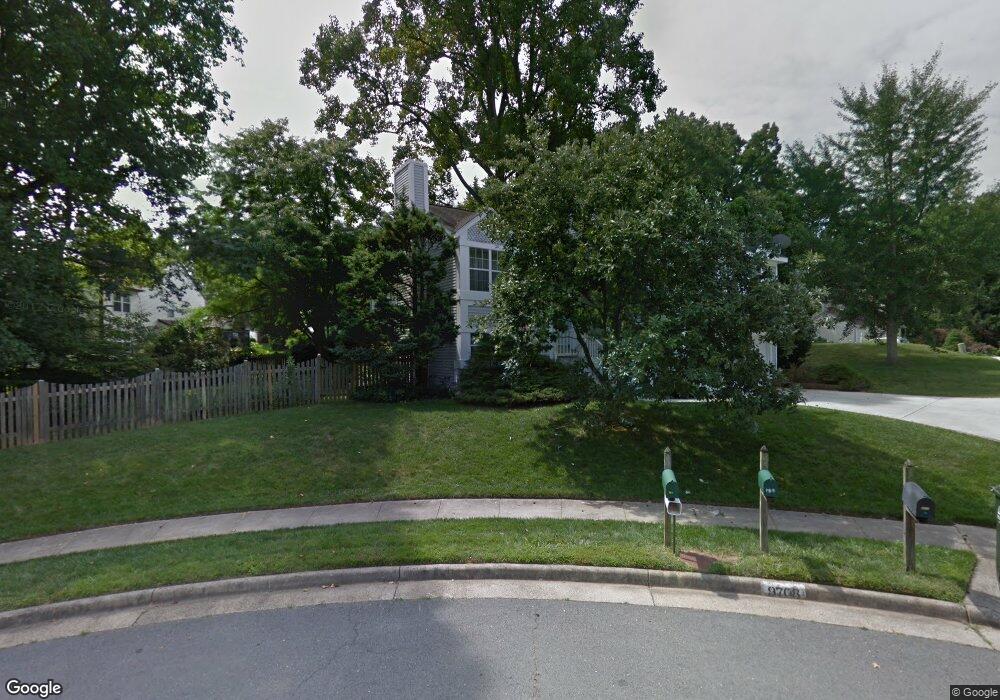 9710 Walthorne Ct, Burke, VA 22015 - photo 1