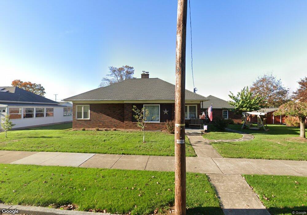 735 E Maple St, Palmyra, PA 17078 - photo 1