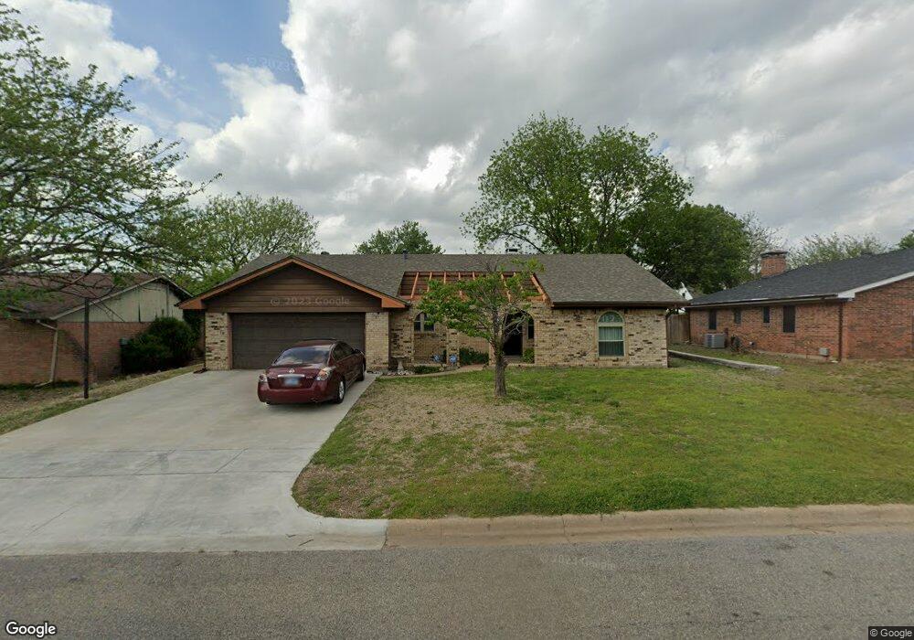 1405 La Salle Dr, Sherman, TX 75090 - photo 1
