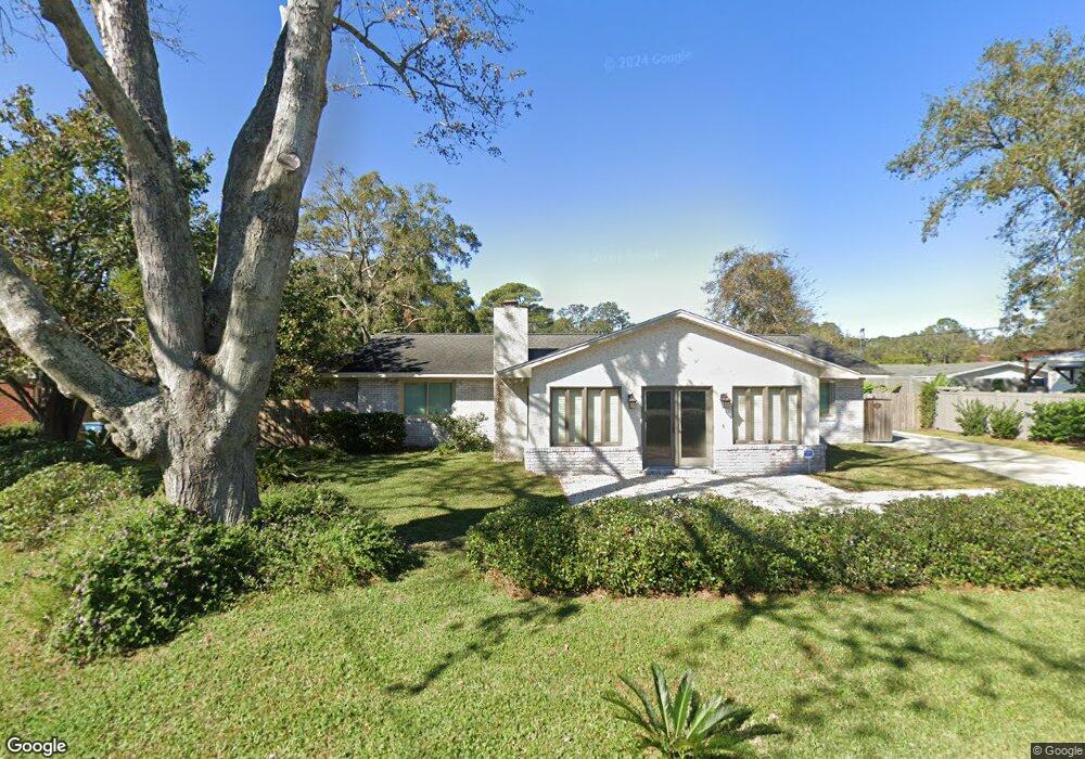 627 Bartow St, Saint Simons Island, GA 31522 - photo 1