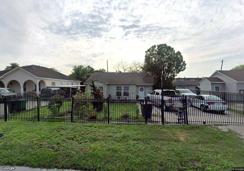 3122 Chaffin St, Houston, TX 77087 - photo 1