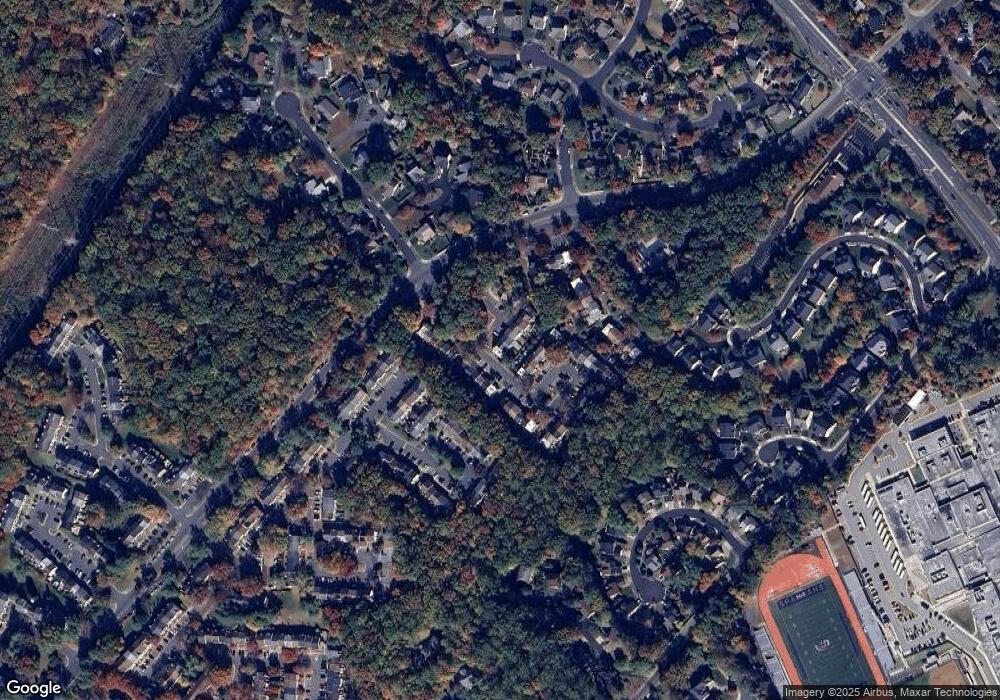 6023 Forrest Hollow Ln, Springfield, VA 22152 - photo 1