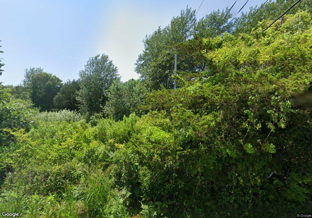 254 Potomska Rd unit A, South Dartmouth, MA 02748 - photo 1