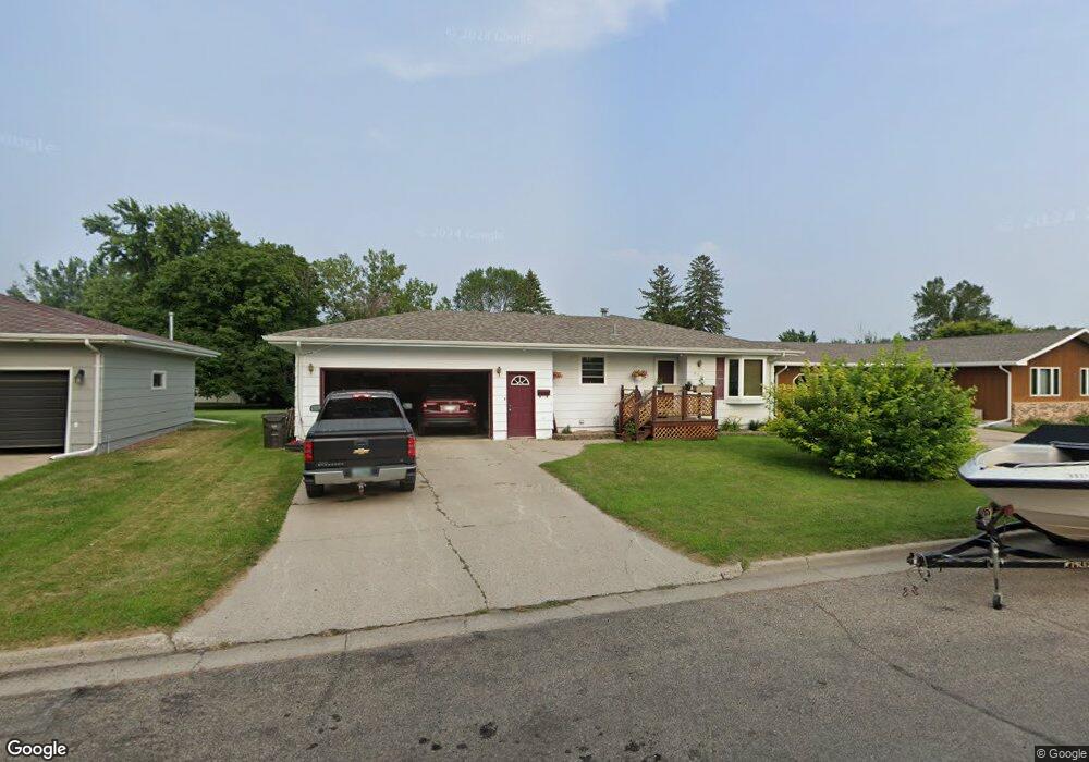 314 17th Ave NE, Jamestown, ND 58401 - photo 1