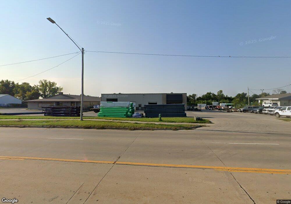 2355 16th Ave SW, Cedar Rapids, IA 52404 - photo 1