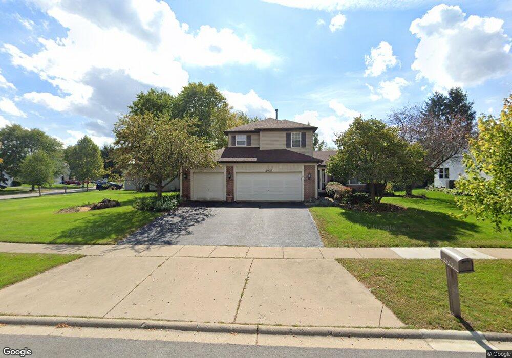 2031 Honey Locust Dr, Algonquin, IL 60102 - photo 1