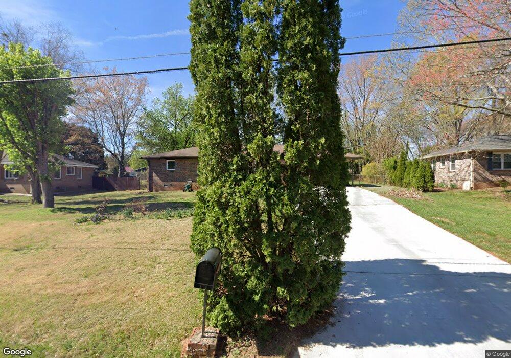 2702 Bridgehampton Rd SW, Marietta, GA 30064 - photo 1