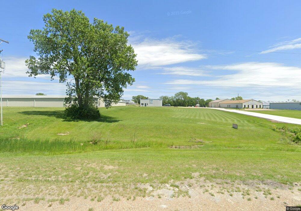 1410 SW Auburn Rd, Topeka, KS 66615 - photo 1