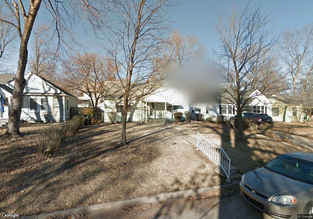 3134 SW Dorr St, Topeka, KS 66604 - photo 1