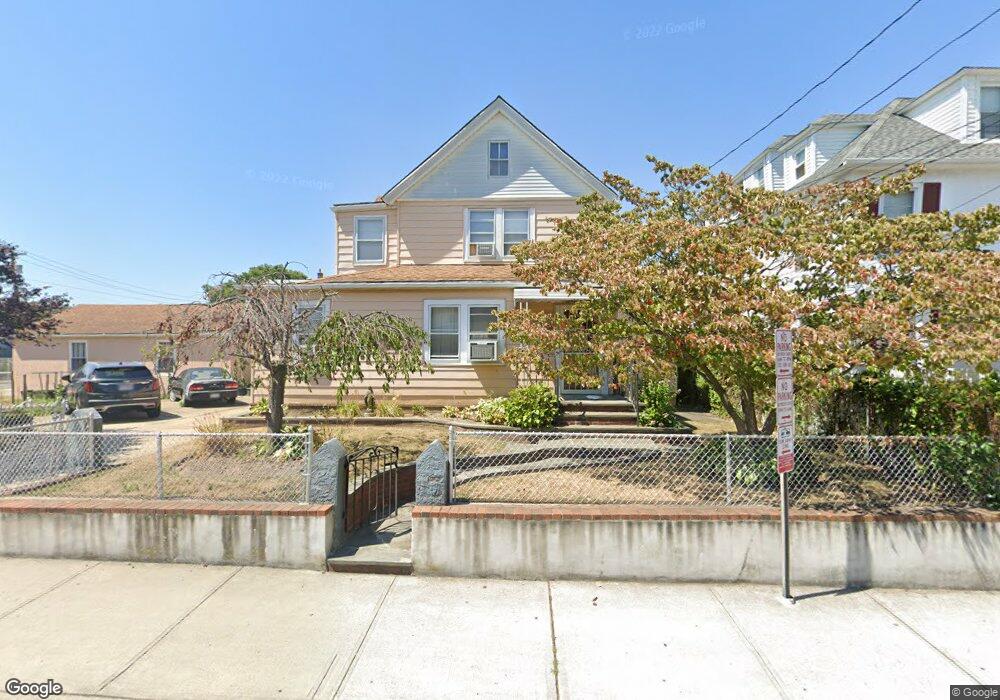 231 John St, Lawrence, NY 11559 - photo 1