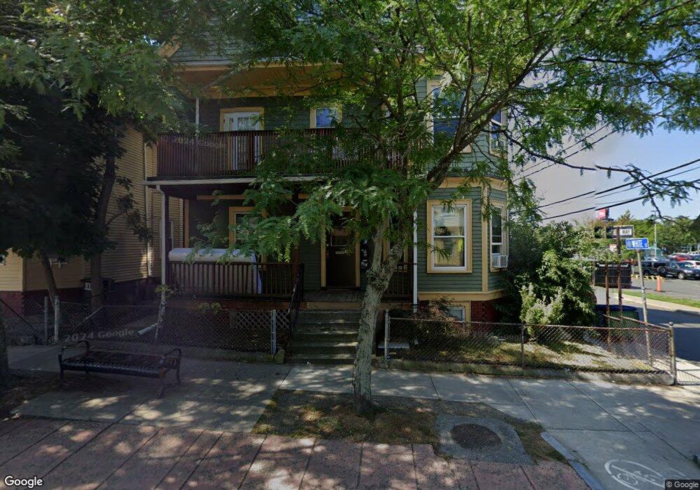 98 Elm St unit 2, Somerville, MA 02144 - photo 1