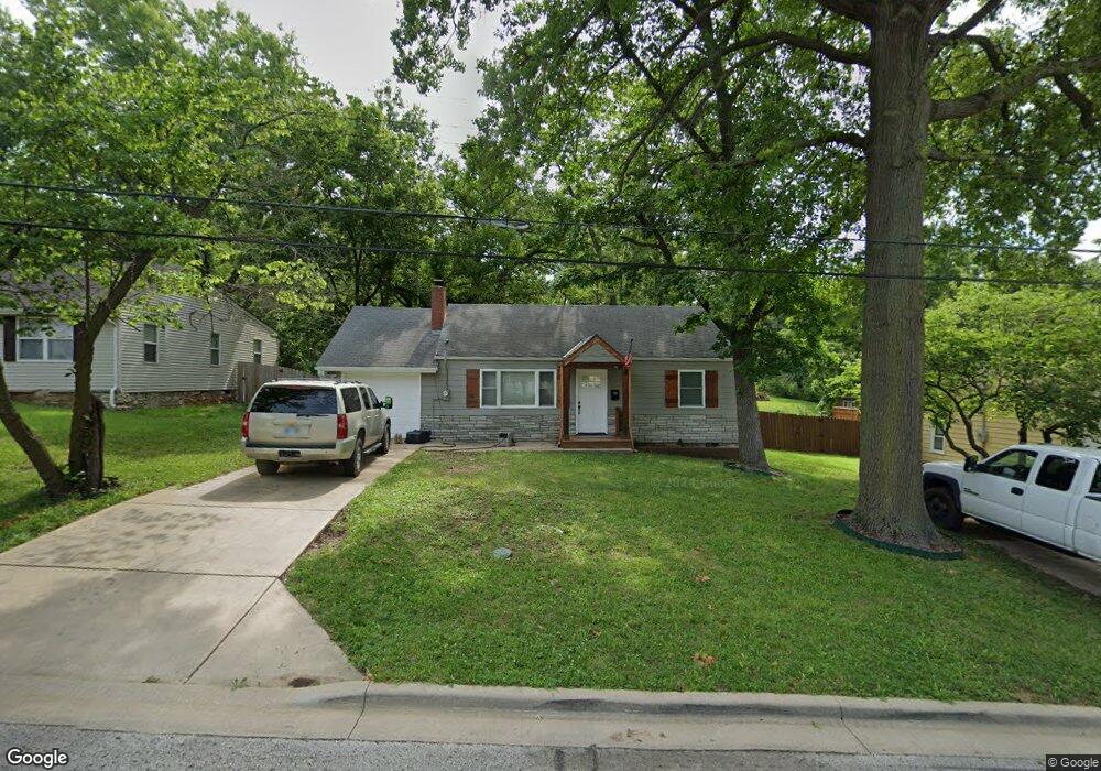 6003 Stearns St, Shawnee, KS 66203 - photo 1