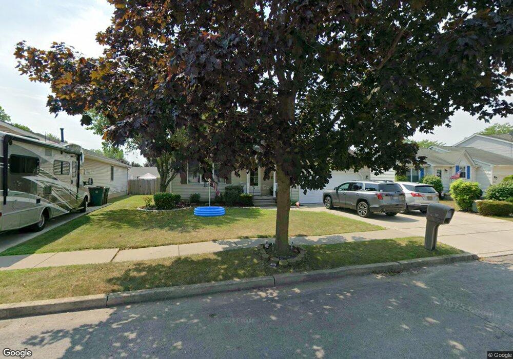 320 Oakdale Dr, North Tonawanda, NY 14120 - photo 1