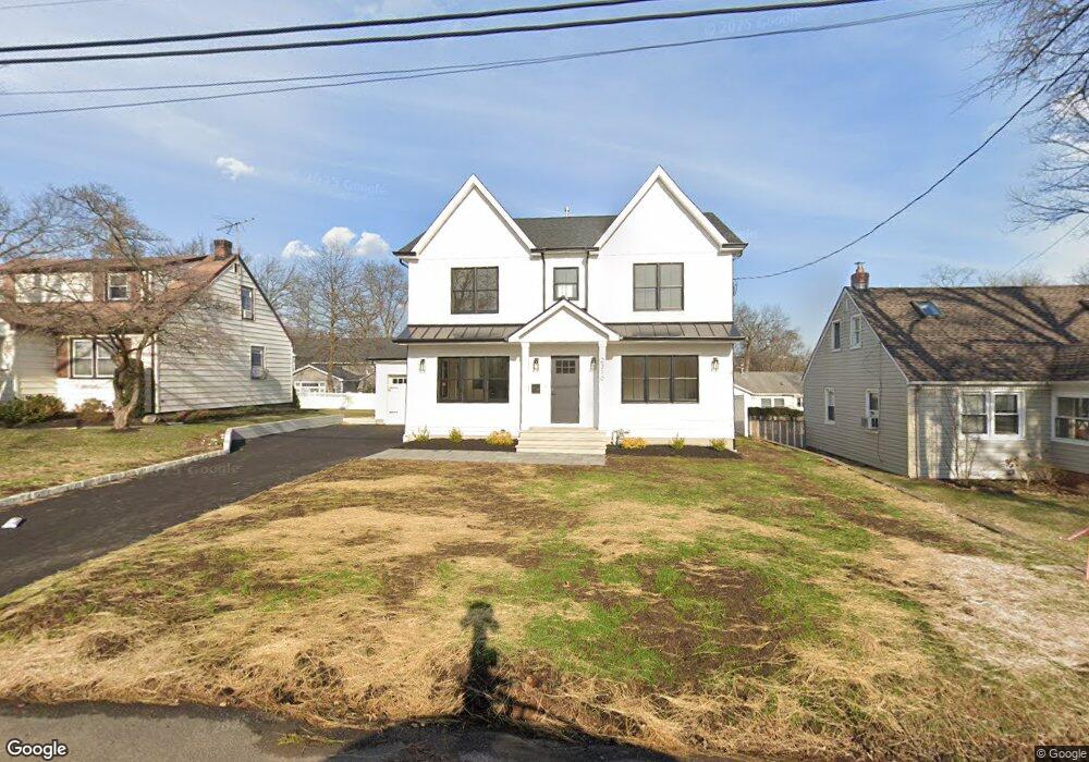 2310 Longfellow Ave, Scotch Plains, NJ 07076 - photo 1