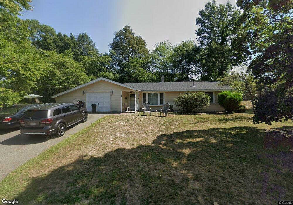 120 Ardsley Cir, Brockton, MA 02302 - photo 1