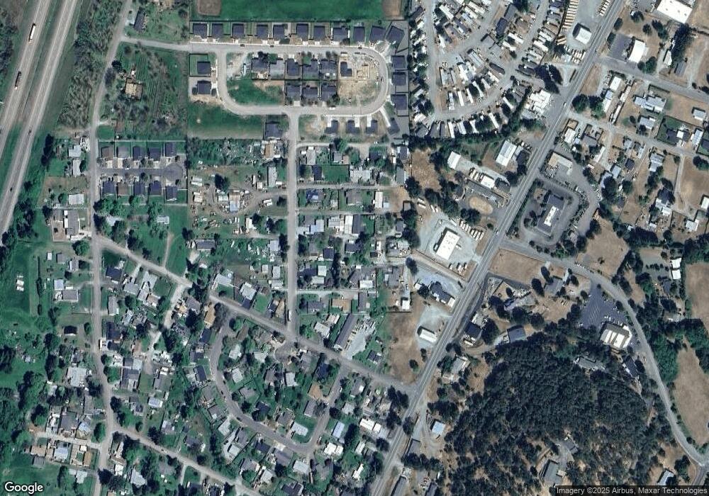 189 Lovers Ln, Myrtle Creek, OR 97457 - photo 1