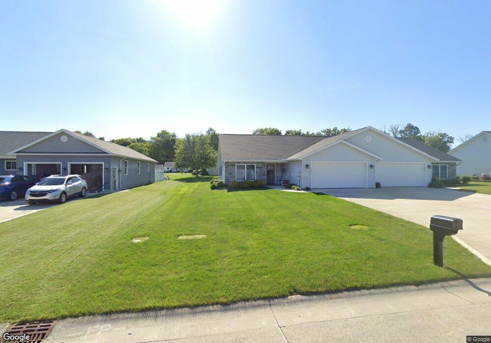 1125 Rikki Lee Ln, Bucyrus, OH 44820 - photo 1