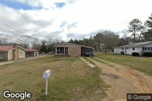 1805 Woodland Ct, Demopolis, AL 36732