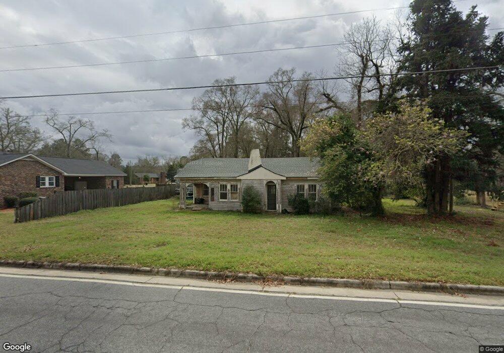 304 W Smith St, Claxton, GA 30417 - photo 1