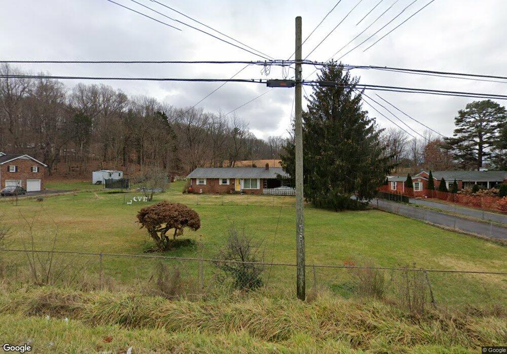 2446 Elizabethton Hwy, Johnson City, TN 37601 - photo 1