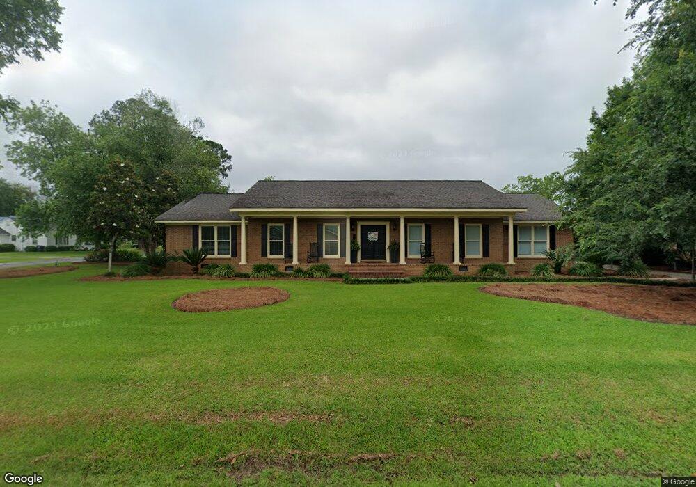 324 W Bay Ave, Doerun, GA 31744 - photo 1