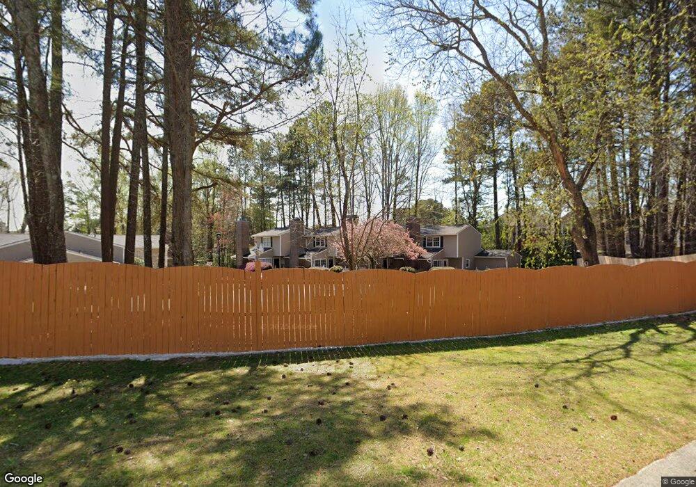 577 Picketts Bend Ct, Marietta, GA 30008 - photo 1