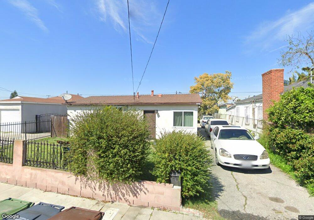 823 W Arbutus St, Compton, CA 90220 - photo 1