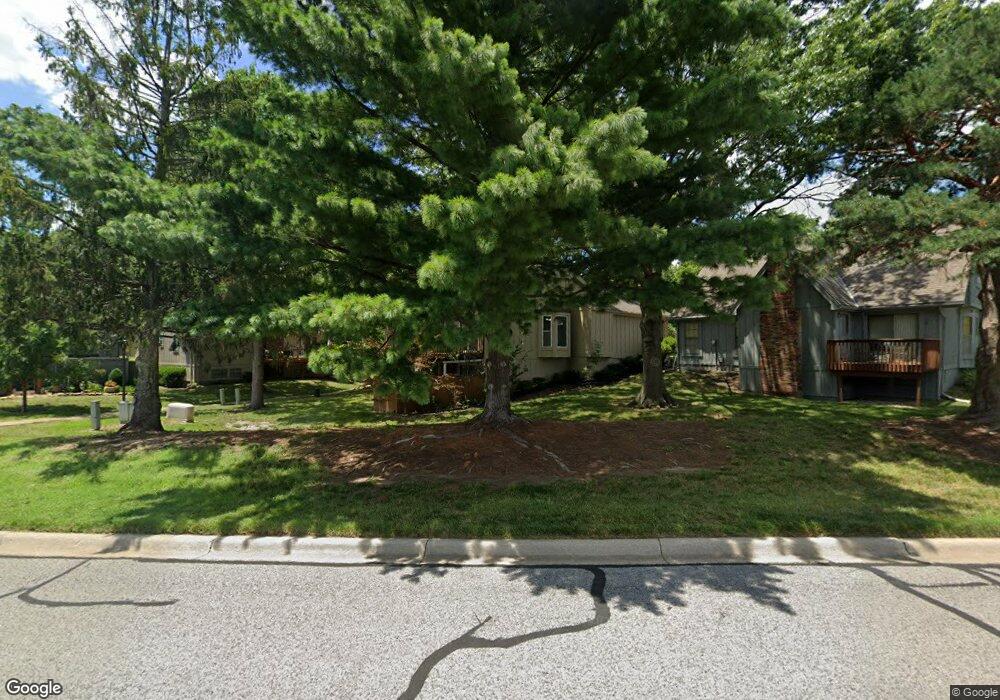 8160 Monrovia St, Lenexa, KS 66215 - photo 1