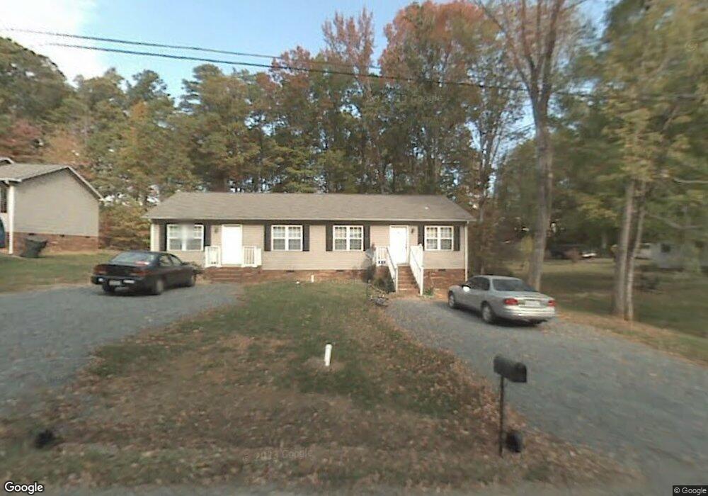 416 Quaker Dr, Asheboro, NC 27203 - photo 1