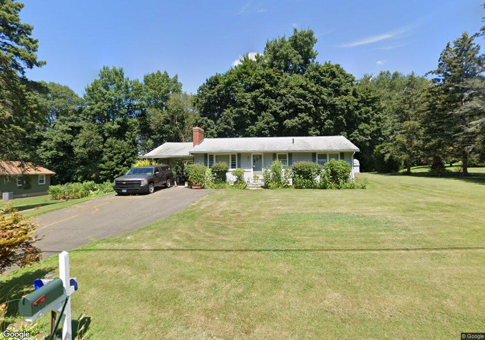 101 Snipsic Lake Rd, Ellington, CT 06029 - photo 1