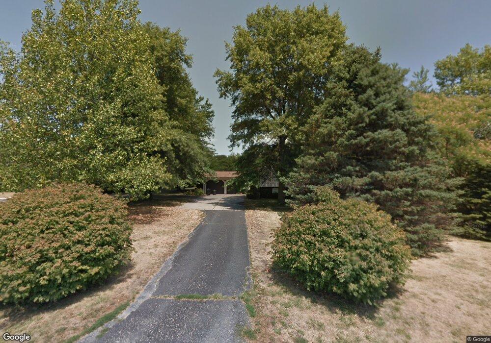 101 Nansarah Dr, Jacksonville, IL 62650 - photo 1