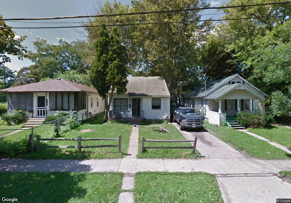 1331 Robertson Ave, Lansing, MI 48915 - photo 1