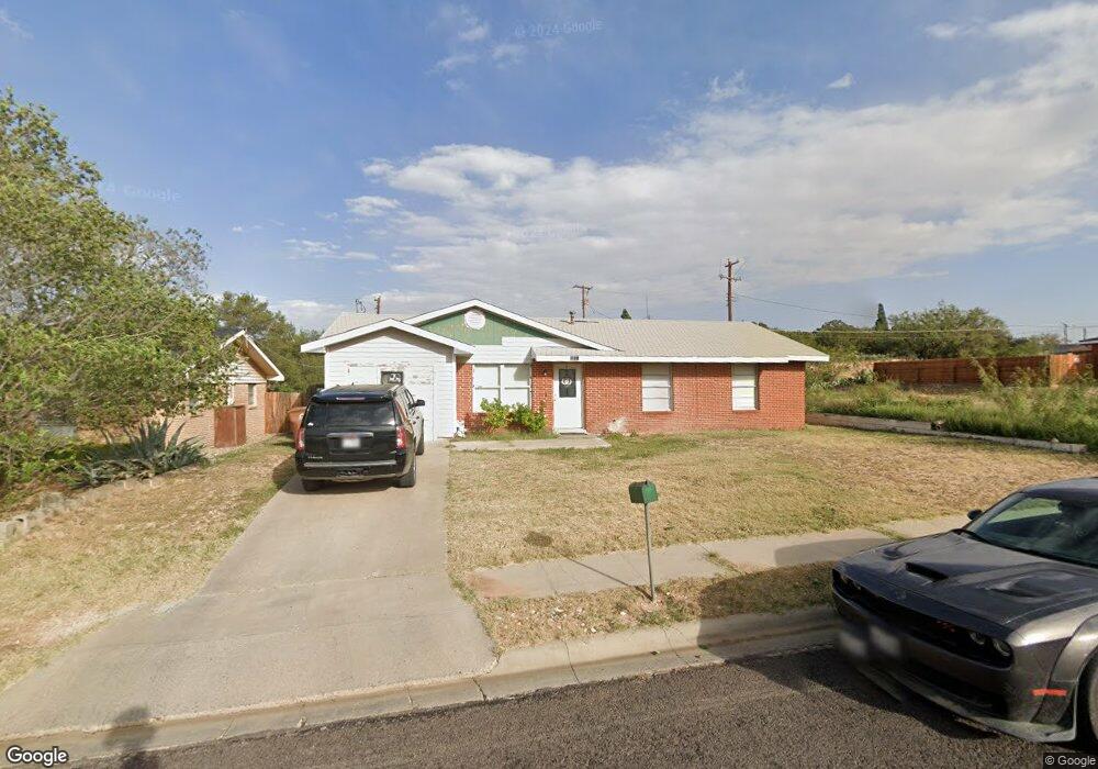 2217 Lynn Dr, Big Spring, TX 79720 - photo 1