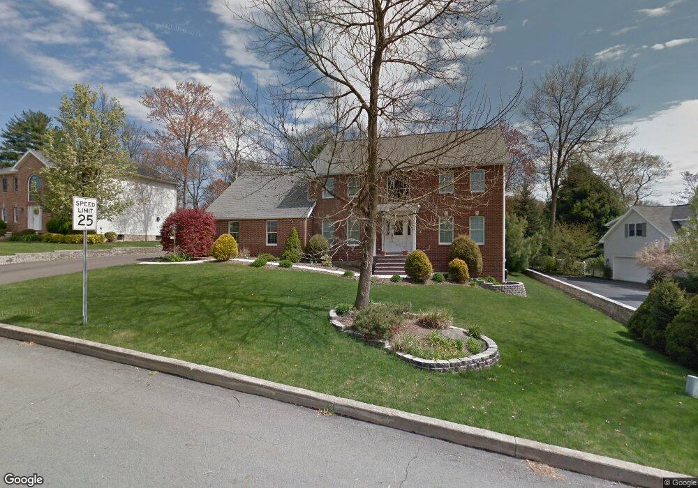 17 Maple Leaf Rd, Shavertown, PA 18708 - photo 1