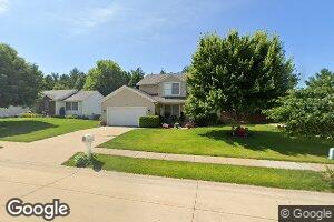 2723 E 58th St, Davenport, IA 52807