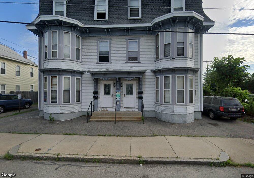 117 Branch St unit B, Lowell, MA 01851 - photo 1