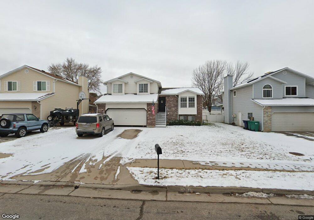 2811 W 4400 S, Roy, UT 84067 - photo 1
