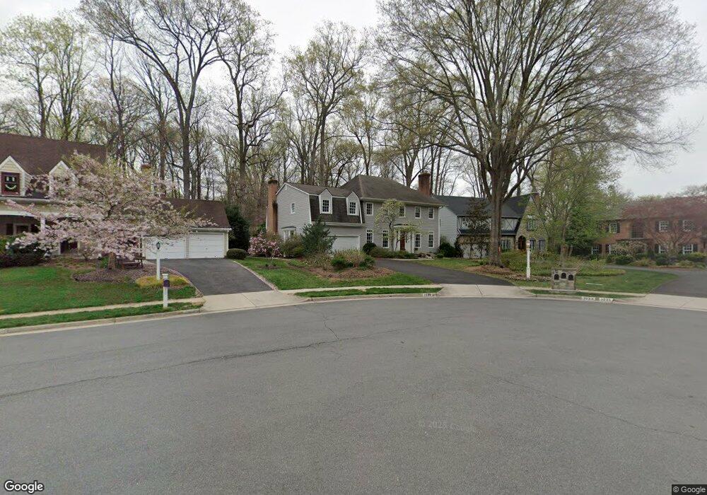 1029 Broad Branch Ct, McLean, VA 22101 - photo 1