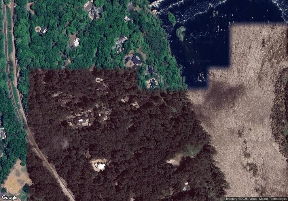 1169 Crest Ln, McLean, VA 22101 - photo 1